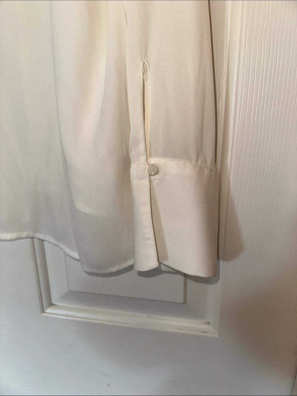 Button down blouse - Picture 4 of 5